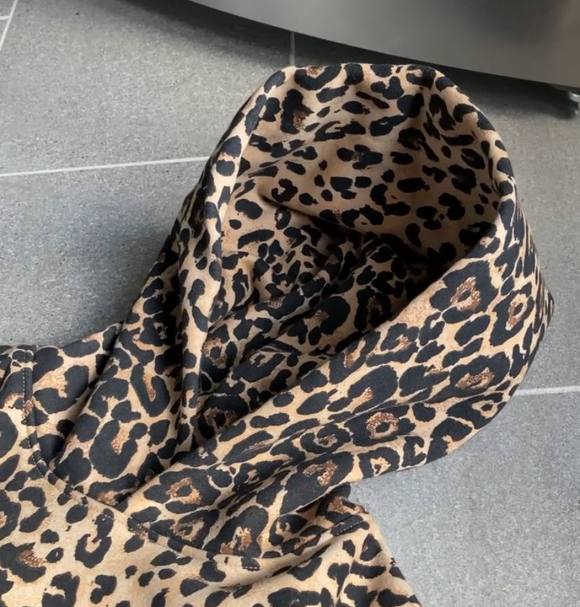 Safari hoodie (pre-order)